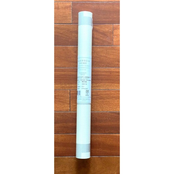 MAGNOLIA HOME Joanna Gaines Prepasted Wallpaper 56 sq ft Woven Trellis Gray Crea - Picture 3 of 6